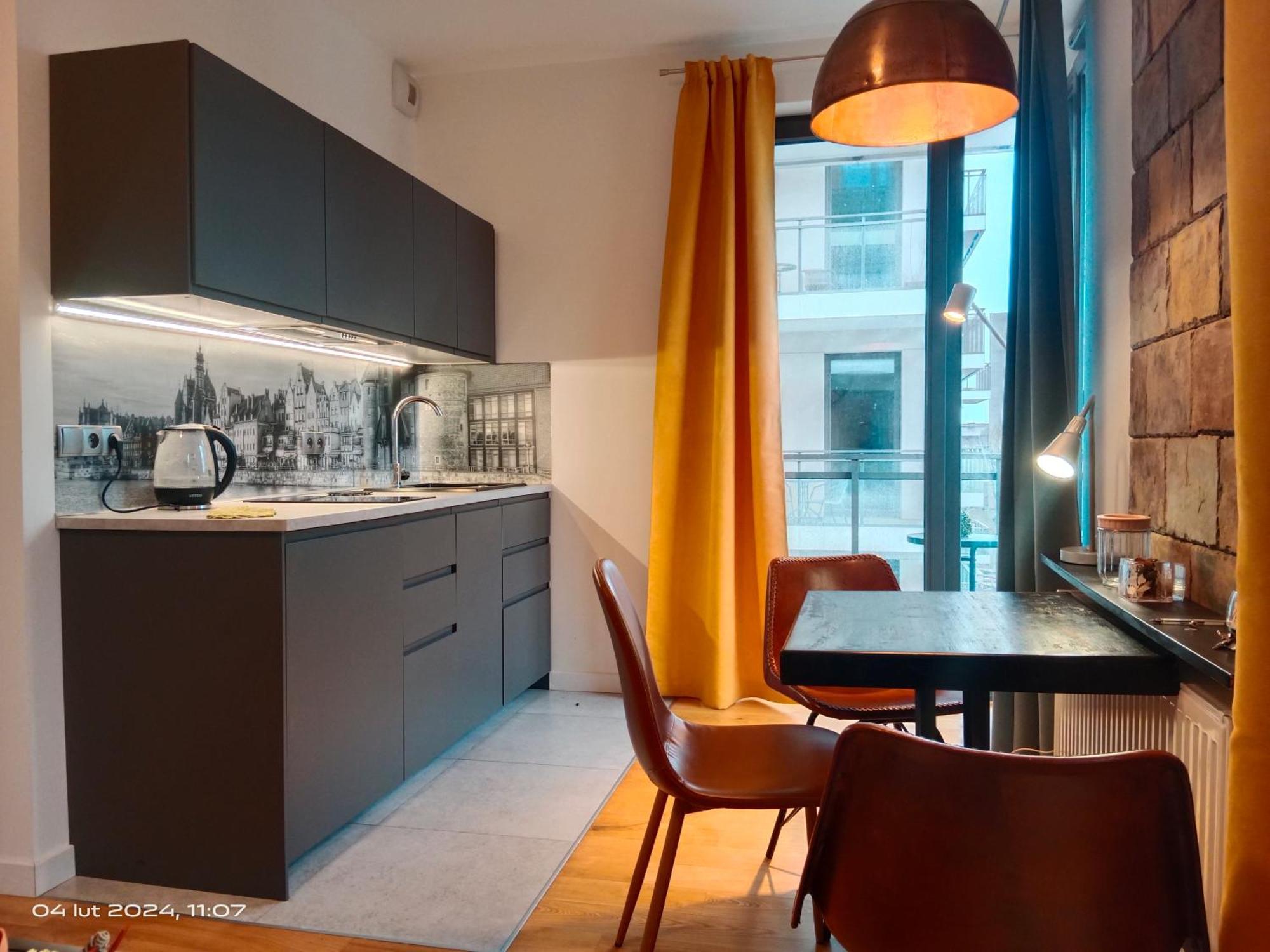 Uroczy Apartament Dlugie Ogrody 48 Гданськ Екстер'єр фото